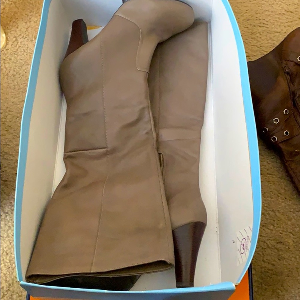 Gray Boots, heel 3 inches